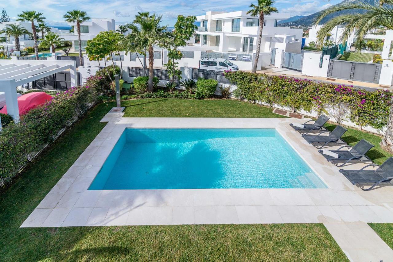 Modern And Luxurious Family Close To The Marbella